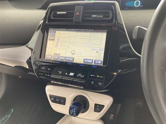 2017 Toyota Prius DAA-ZVW51 (UW-6a0e68239d359)[21]