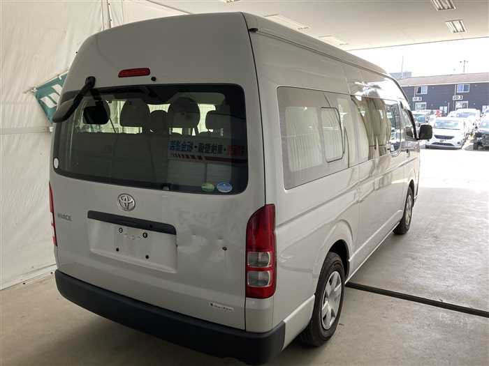 2021 Toyota Hiace Commuter QDF-GDH223B (UW-6a0e68247fbf5)[1]