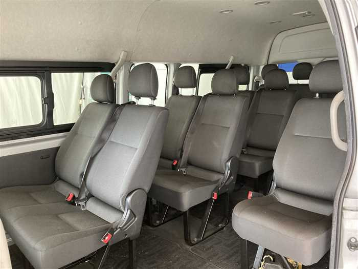 2021 Toyota Hiace Commuter QDF-GDH223B (UW-6a0e68247fbf5)[11]