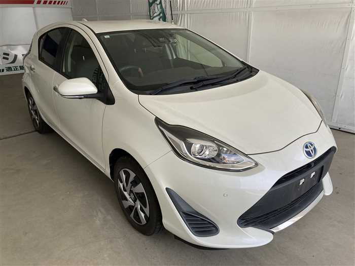 2021 Toyota Aqua 6AA-NHP10 (UW-6a0e681bf047a)[2]