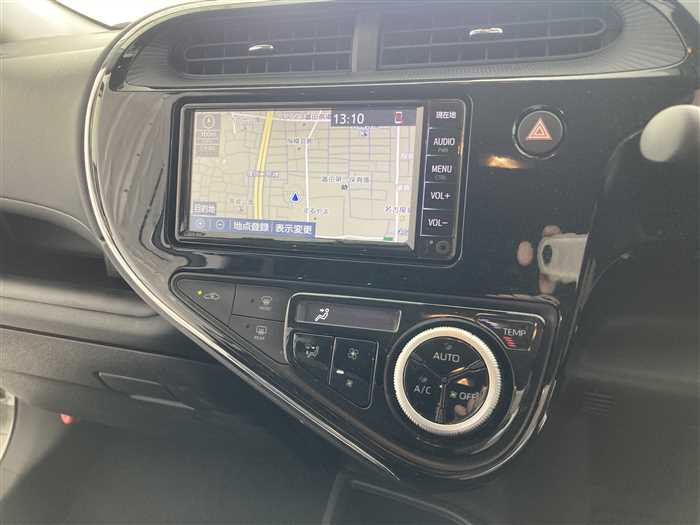 2021 Toyota Aqua 6AA-NHP10 (UW-6a0e681bf047a)[18]