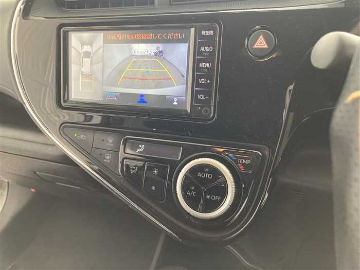 2021 Toyota Aqua 6AA-NHP10 (UW-6a0e681bf047a)[19]