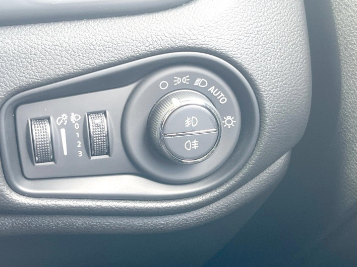 2025 Chrysler Jeep Renegade 3BA-BV13PM (UW-6a0c6bda9013a)[10]