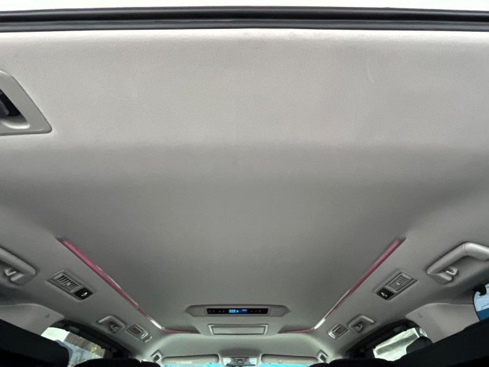 2017 Toyota Alphard DBA-AGH30W (UW-6a0c6beb9bbcd)[27]
