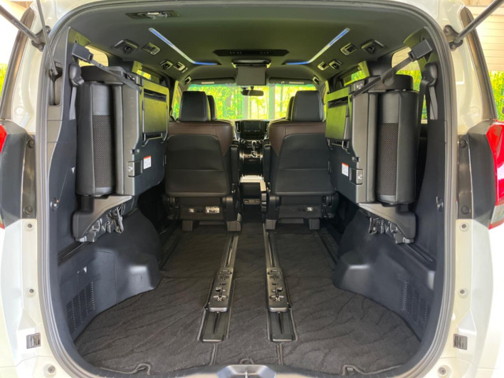 2018 Toyota Alphard DBA-AGH30W (UW-6a0c6bed3578b)[18]