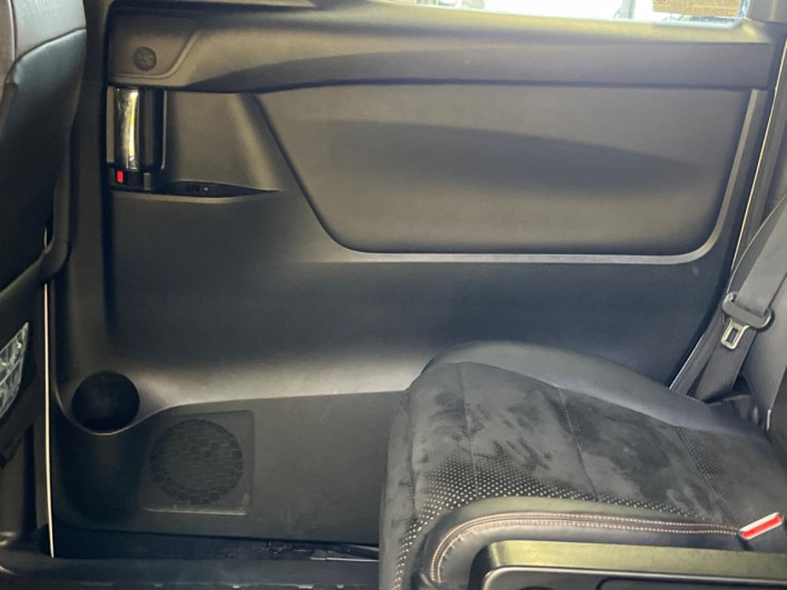 2018 Toyota Alphard DBA-AGH30W (UW-6a0c6bed3578b)[28]