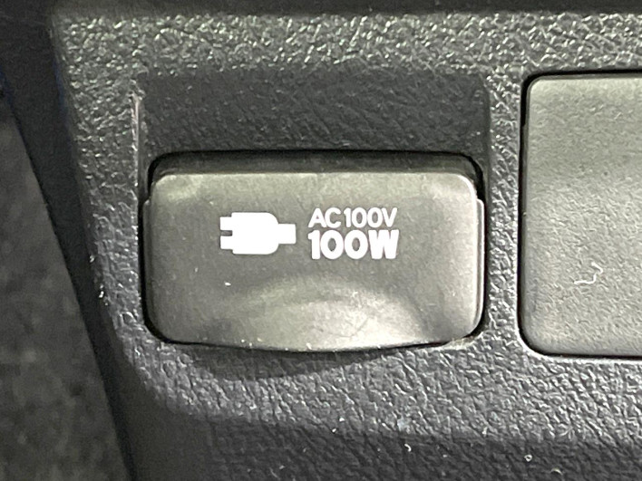 2020 Toyota Vellfire 3BA-AGH30W (UW-6a0c6bf2b0d93)[26]