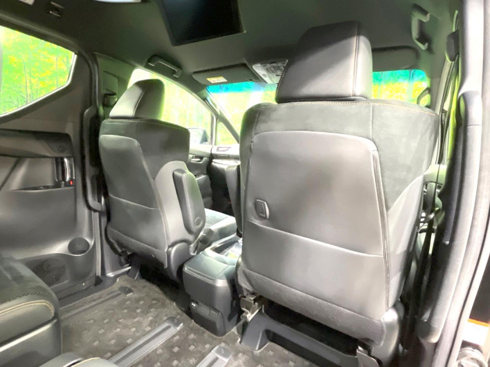 2020 Toyota Vellfire 3BA-AGH30W (UW-6a0c6bf2b0d93)[22]
