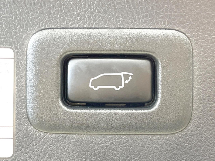 2020 Toyota Vellfire 3BA-AGH30W (UW-6a0c6bf2b0d93)[21]