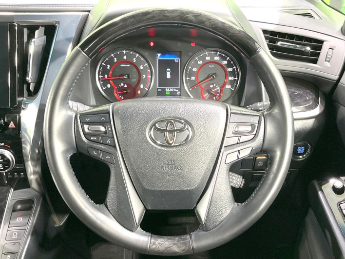 2020 Toyota Vellfire 3BA-AGH30W (UW-6a0c6bf2b0d93)[28]