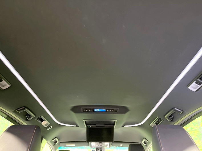 2020 Toyota Vellfire 3BA-AGH30W (UW-6a0c6bf2b0d93)[20]