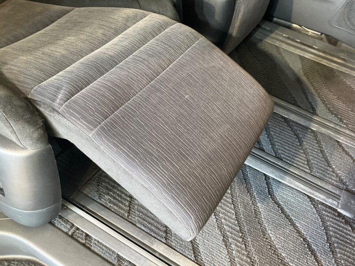 2012 Toyota Vellfire DBA-ANH20W (UW-6a0c6bf8d1063)[24]