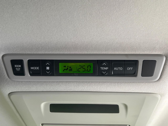 2012 Toyota Vellfire DBA-ANH20W (UW-6a0c6bf8d1063)[27]