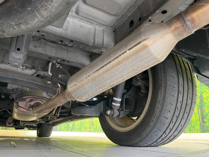 2012 Toyota Vellfire DBA-ANH20W (UW-6a0c6bf8d1063)[17]