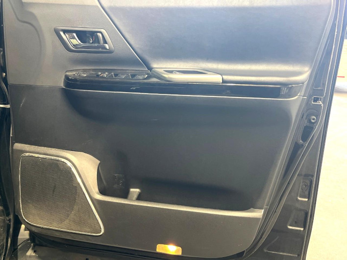 2013 Toyota Alphard DBA-ANH20W (UW-6a0c6bf90001a)[22]