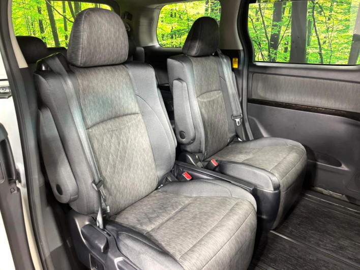 2014 Toyota Alphard Hybrid DAA-ATH20W (UW-6a0c6bfbe5884)[26]
