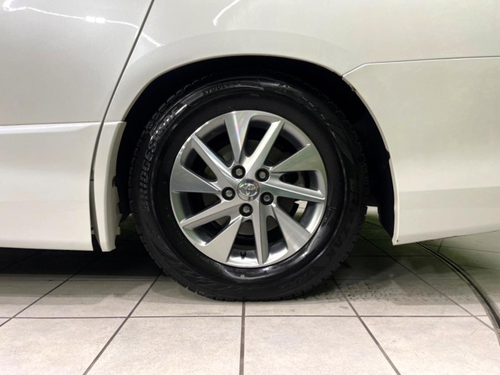 2014 Toyota Alphard Hybrid DAA-ATH20W (UW-6a0c6bfbe5884)[9]