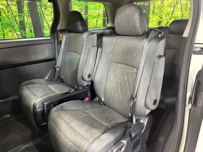 2014 Toyota Alphard Hybrid DAA-ATH20W (UW-6a0c6bfbe5884)[23]