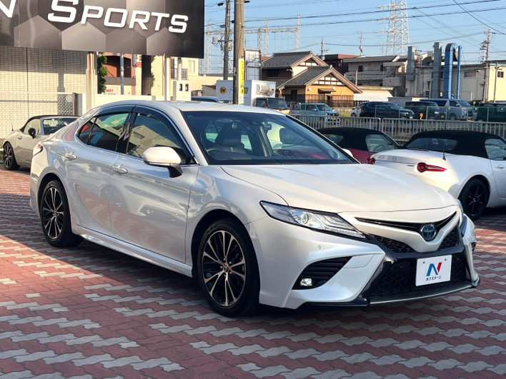 2020 Toyota Camry 6AA-AXVH70 (UW-6a0c6c047f6bd)[12]