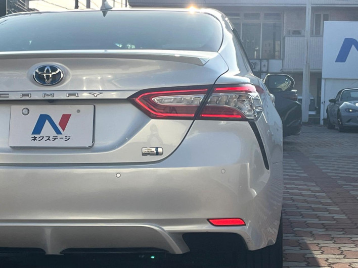 2020 Toyota Camry 6AA-AXVH70 (UW-6a0c6c047f6bd)[19]