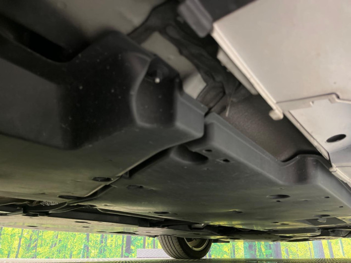 2020 Toyota Camry 6AA-AXVH70 (UW-6a0c6c0492bd6)[17]