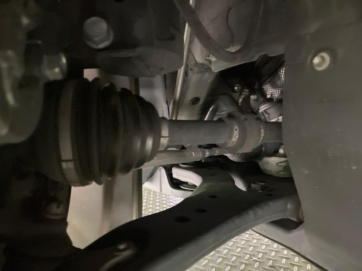 2020 Toyota Camry 6AA-AXVH70 (UW-6a0c6c0492bd6)[7]