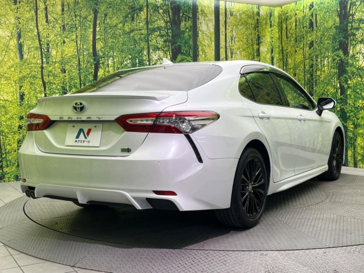 2020 Toyota Camry 6AA-AXVH70 (UW-6a0c6c0492bd6)[12]