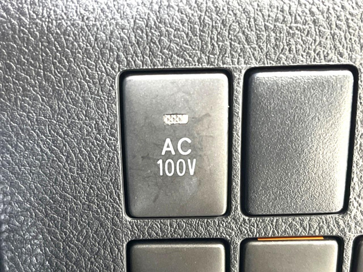 2022 Toyota Alphard Hybrid 6AA-AYH30W (UW-6a0c6c063dfc1)[18]
