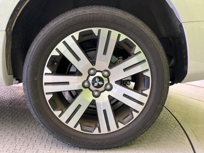 2023 Mitsubishi Delica D:5 3DA-CV1W (UW-6a0c6c24d6db7)[11]