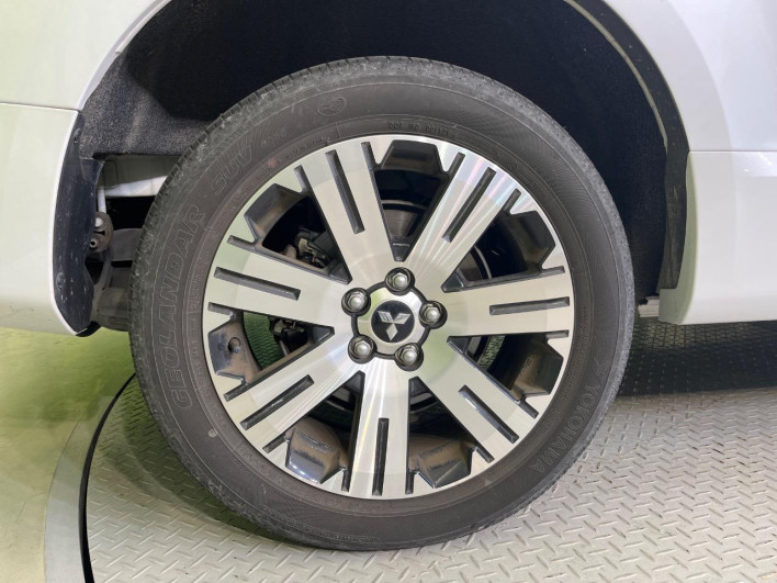 2023 Mitsubishi Delica D:5 3DA-CV1W (UW-6a0c6c24d6db7)[13]