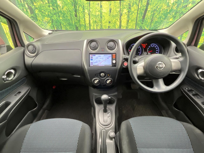 2014 Nissan Note DBA-E12 (UW-6a0c6c311c9b9)[29]