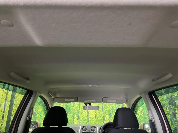 2014 Nissan Note DBA-E12 (UW-6a0c6c311c9b9)[28]
