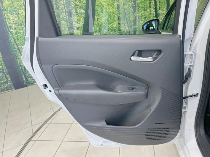 2021 Nissan Note 6AA-E13 (UW-6a0c6c326c5a3)[21]
