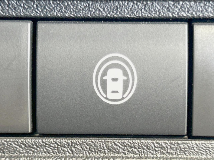 2021 Nissan Note 6AA-E13 (UW-6a0c6c326c5a3)[29]
