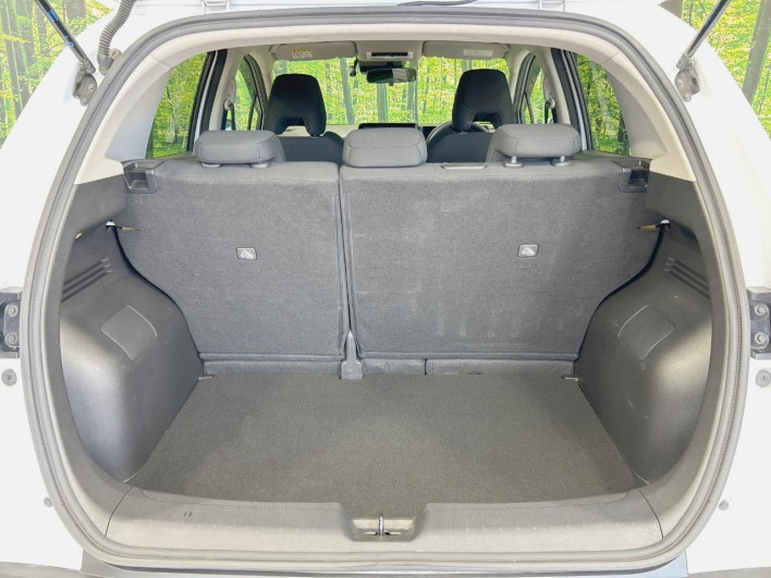 2021 Nissan Note 6AA-E13 (UW-6a0c6c326c5a3)[13]