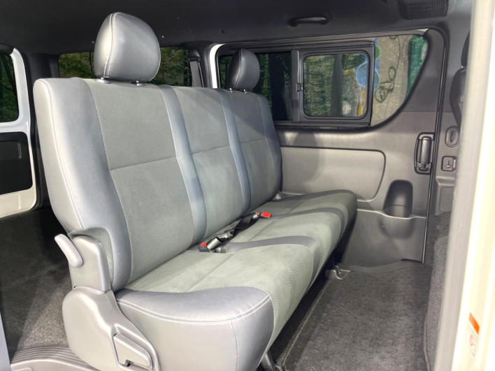 2023 Toyota Hiace Van 3DF-GDH201V (UW-6a0c6c3e6cea6)[9]