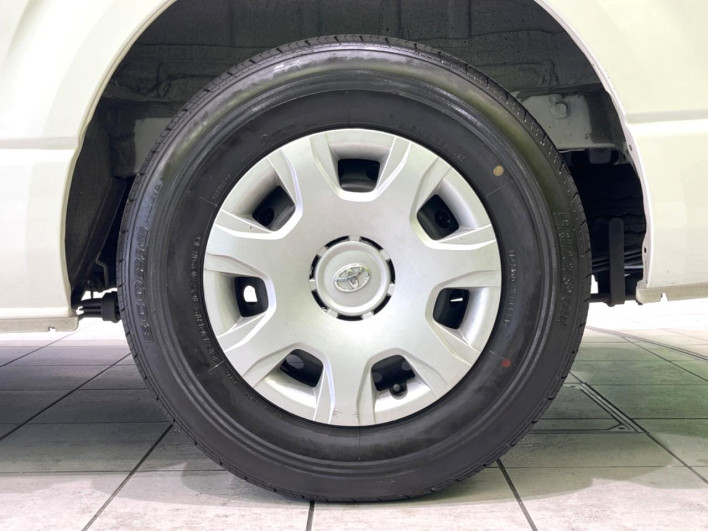2023 Toyota Hiace Van 3DF-GDH201V (UW-6a0c6c3e6cea6)[14]