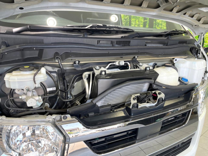 2023 Toyota Hiace Van 3DF-GDH201V (UW-6a0c6c3e6cea6)[5]