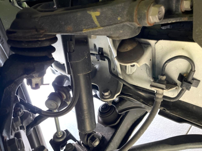 2023 Toyota Hiace Van 3DF-GDH201V (UW-6a0c6c3e6cea6)[13]