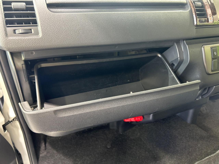 2019 Toyota Hiace Van QDF-GDH206V (UW-6a0c6c3e998d4)[4]