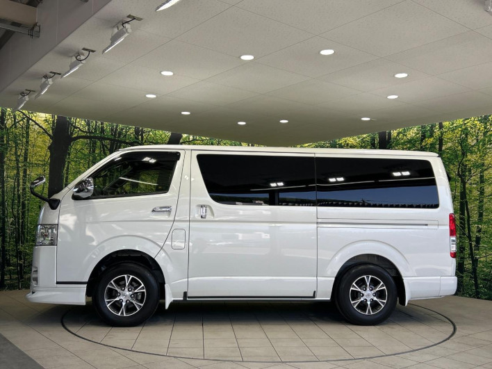 2019 Toyota Hiace Van QDF-GDH206V (UW-6a0c6c3e998d4)[28]