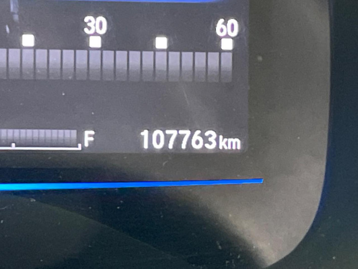 2016 Honda Fit Hybrid DAA-GP5 (UW-6a0c6c4de58b7)[2]