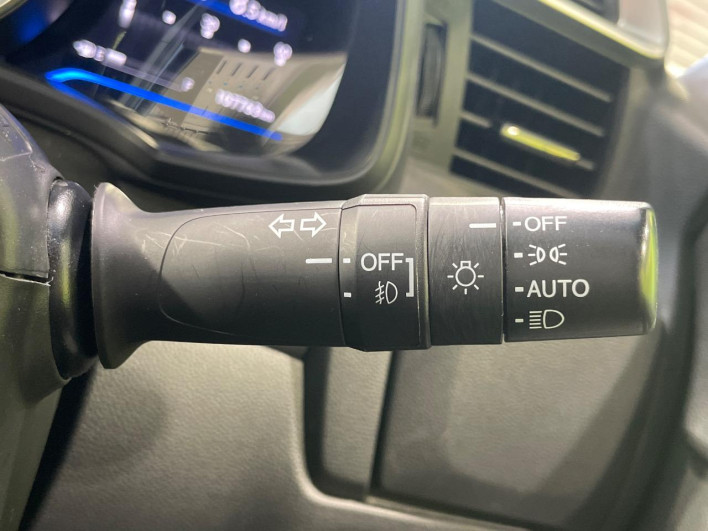 2016 Honda Fit Hybrid DAA-GP5 (UW-6a0c6c4de58b7)[17]