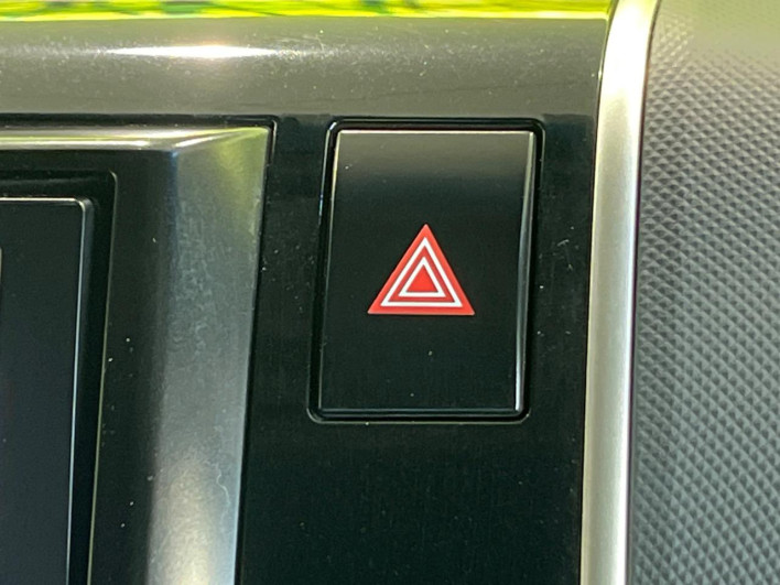 2015 Toyota Estima DBA-GSR55W (UW-6a0c6c522e81c)[19]