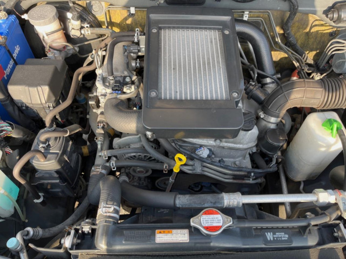 2016 Suzuki Jimny ABA-JB23W (UW-6a0c6c6dd2192)[19]