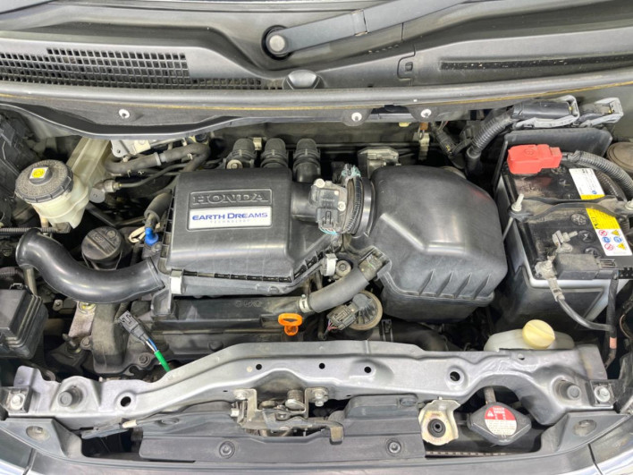 2017 Honda N-BOX CUSTOM DBA-JF1 (UW-6a0c6c7b2b204)[7]