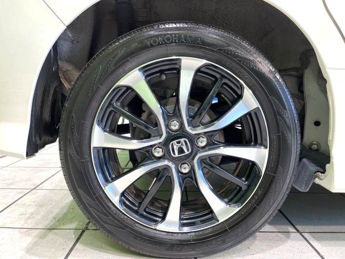 2017 Honda N-BOX CUSTOM DBA-JF3 (UW-6a0c6c7deb2a7)[16]