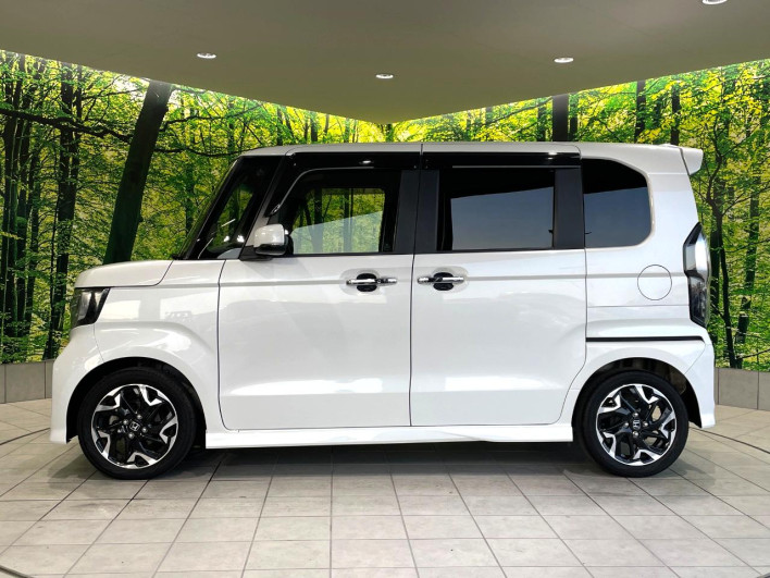 2018 Honda N-BOX CUSTOM DBA-JF3 (UW-6a0c6c82c731b)[7]