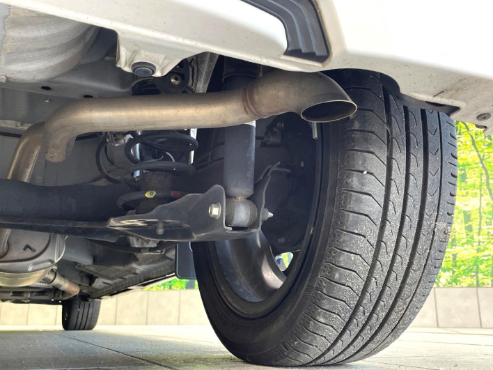 2018 Honda N-BOX CUSTOM DBA-JF3 (UW-6a0c6c82c731b)[14]
