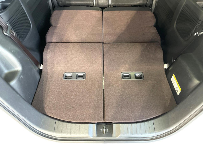 2018 Honda N-BOX CUSTOM DBA-JF3 (UW-6a0c6c82c731b)[10]